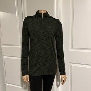 Under Armour half zip, great color and comfy! Men’s size S, but I wear it!